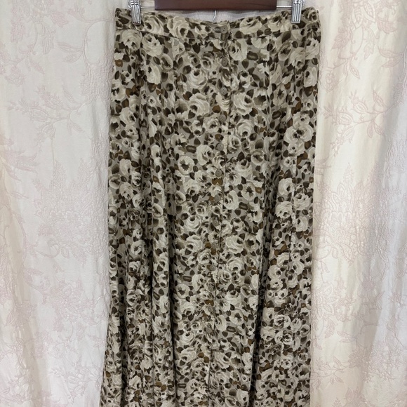 Express Vintage Woman’s Button Down Floral Maxi Skirt Tan/Brown/Gray Size L - Picture 1 of 5